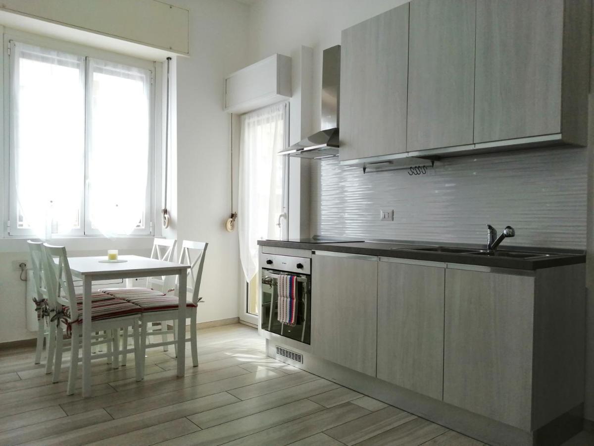 Appartamento Comodo Per Milano E Rho Fiera Bagian luar foto